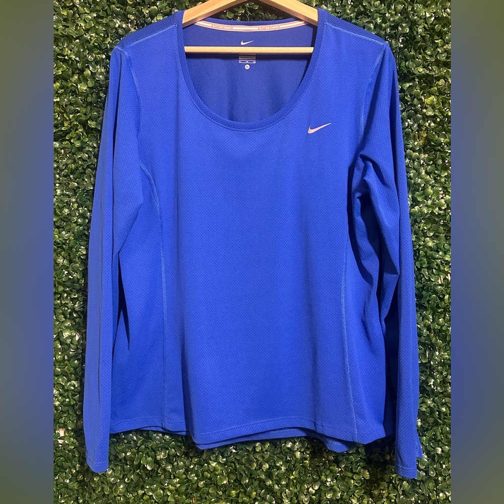 NWOT Nike Royal Blue Dri Fit Longsleeve